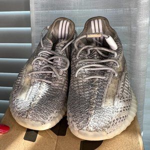 Adidas Size 11.5 Yeezy shoes 350 V2 Kids Zyon Grey Synth Reflective Sneakers